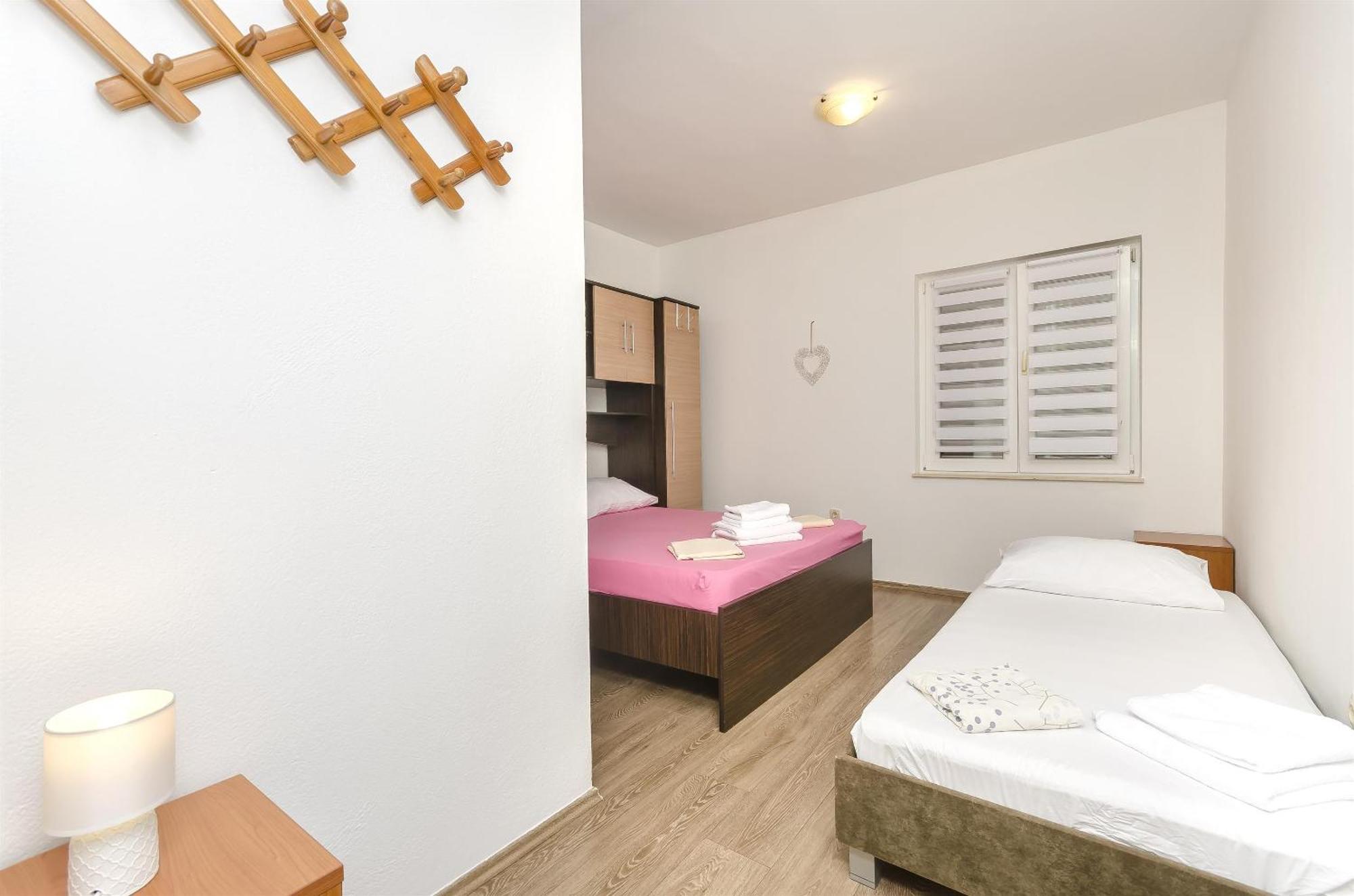 Apartments Sanja Tribunj  Luaran gambar