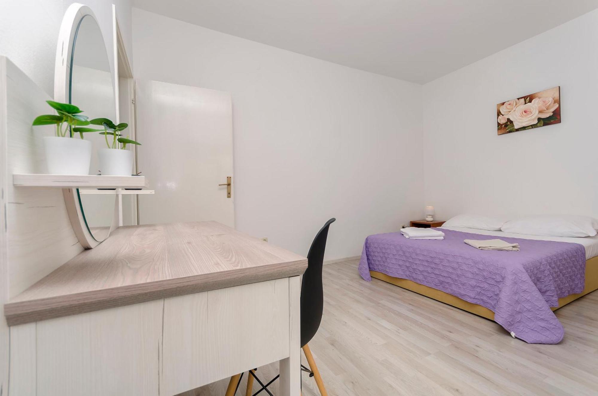Apartments Sanja Tribunj  Luaran gambar